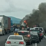Grupos armados generan bloqueos y quemas de vehículos en Buenavista y Apatzingán