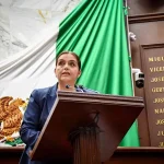 SEE advierte que está prohibido condicionar entrega de libros de texto con cuotas